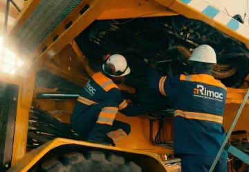 Firefly_GeminiFlash_rebuild-workers-scene-with-the-new-orange-and-blue-uniform.-Preserve-exact-same-color-841584.png-scaled-e1773405359584[1]